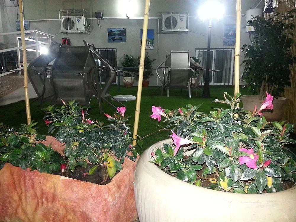 Zimmer Garden Хайфа